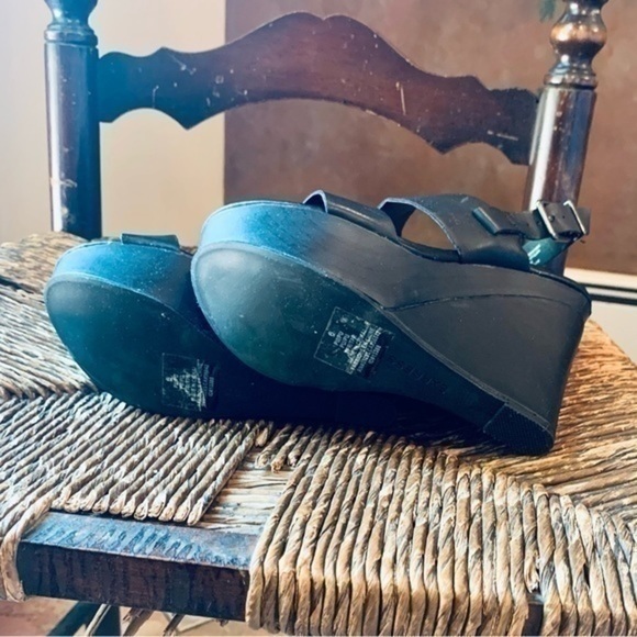 ✨🖤 Express Black Platform Wedge Sandals ✨🖤 Size 6✨🖤✨ - Picture 8 of 8